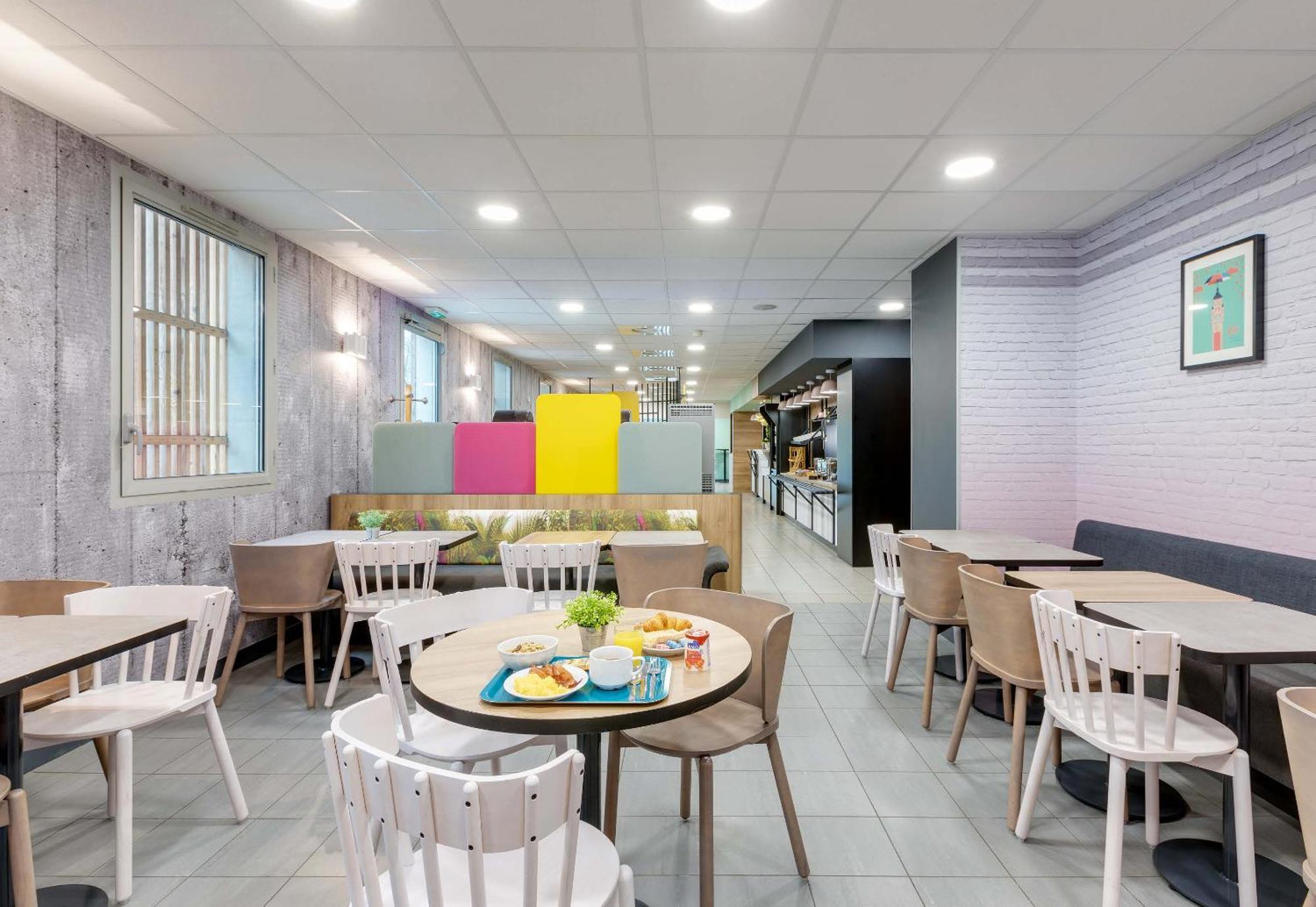 B&B Hotel Lille Centre Grand Palais Екстер'єр фото