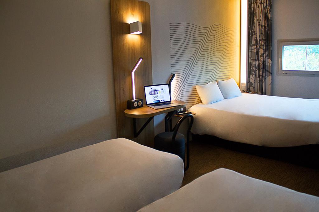 B&B Hotel Lille Centre Grand Palais Екстер'єр фото